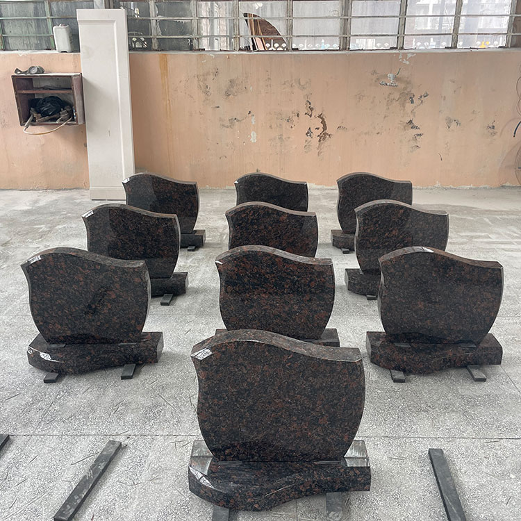 ইউরোপীয় স্টাইলের স্মৃতিসৌধ